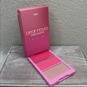 $8 🌙 Pear Nova Cheek Palette In Pink NEW FULL SZ